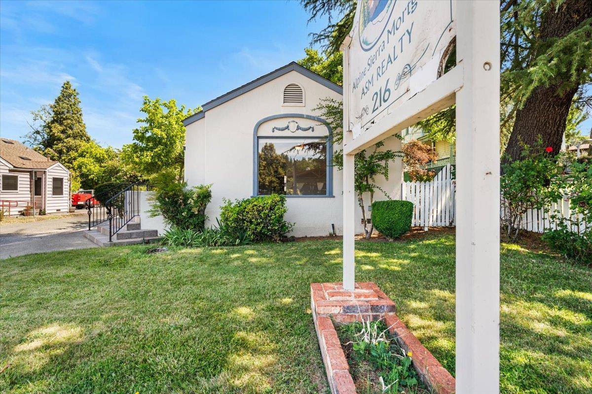 Grass Valley, CA 95945,216 Colfax AVE