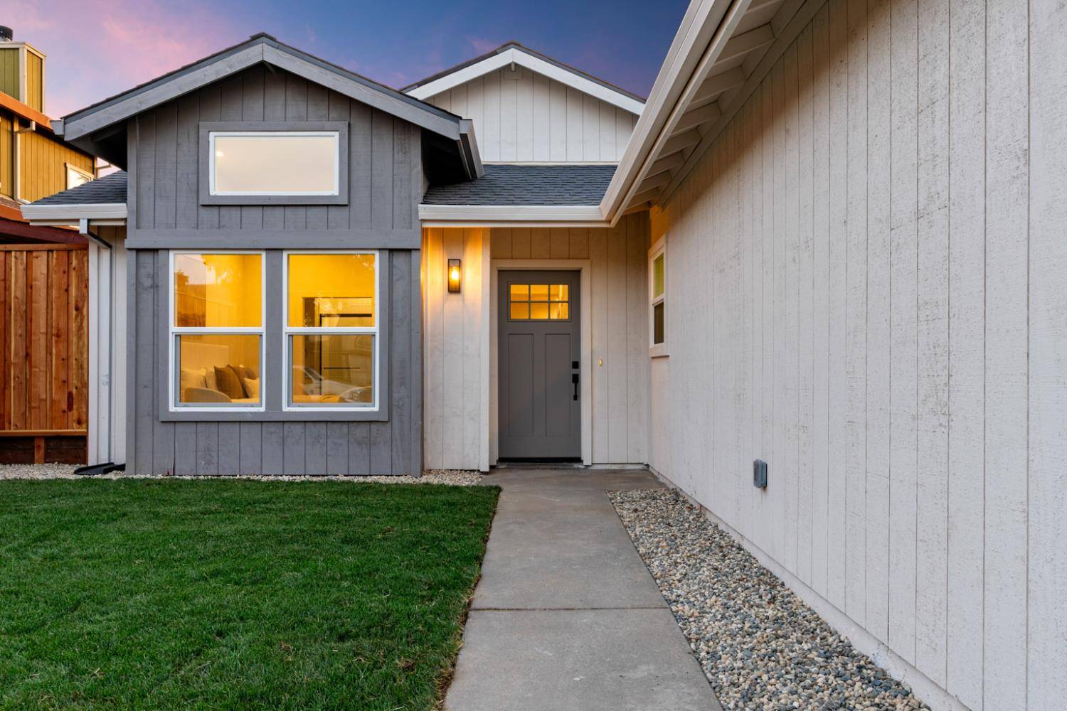 Antelope, CA 95843,4506 Country Run WAY
