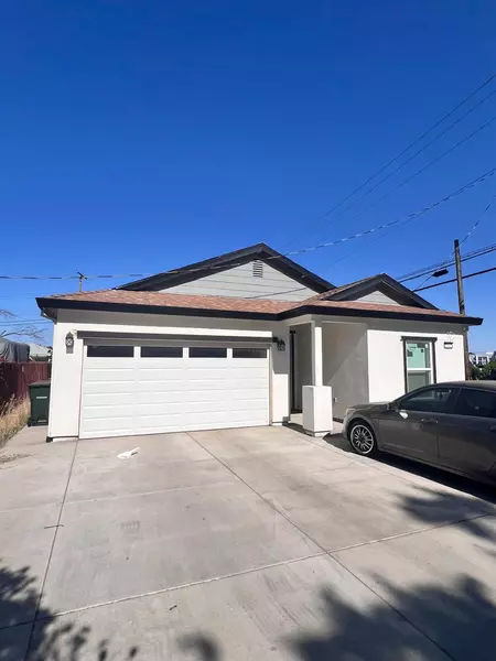 2400 Knoll ST, Sacramento, CA 95815