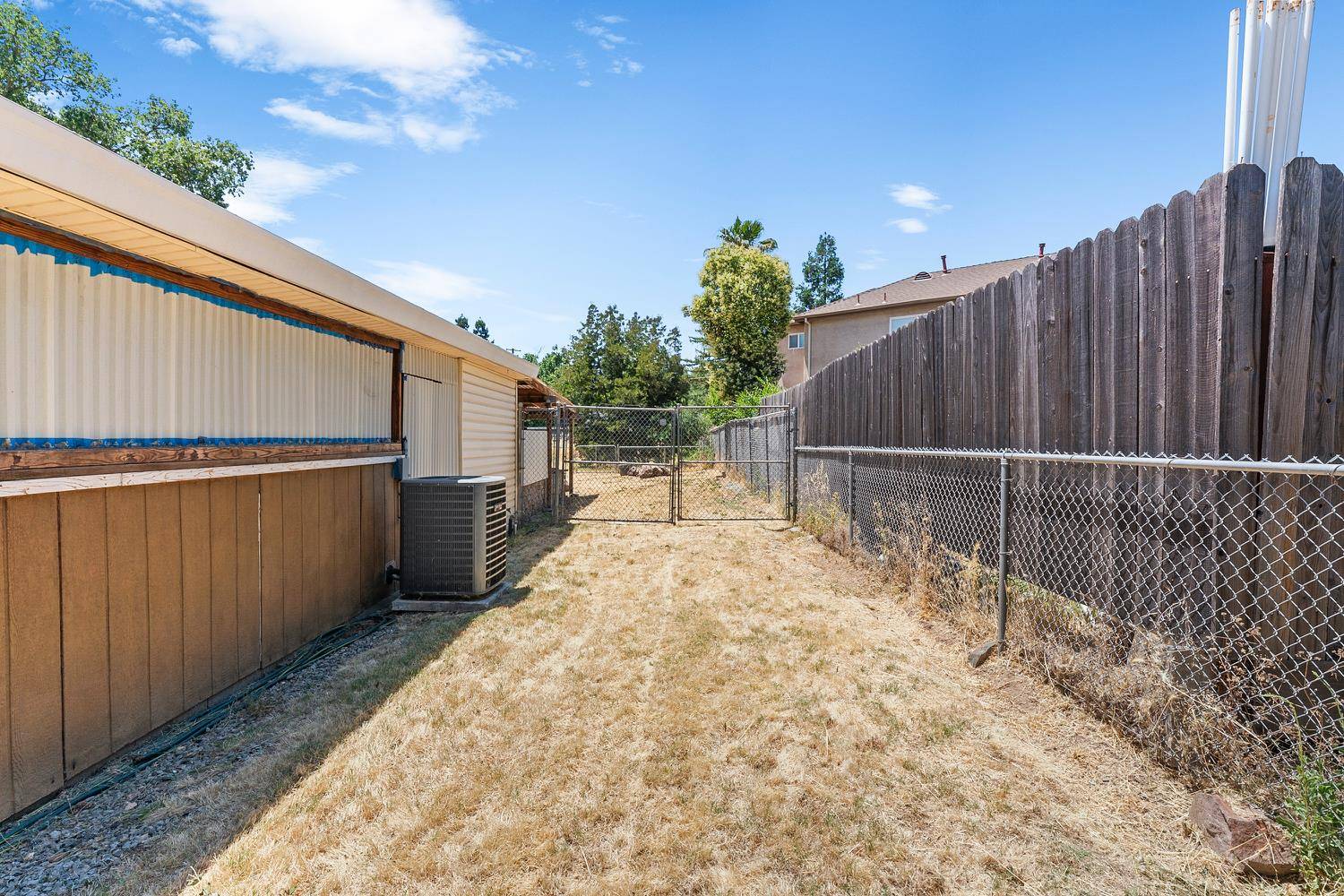 Sacramento, CA 95841,5429 Kohler RD