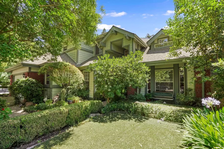 2214 Isle Royale LN, Davis, CA 95616