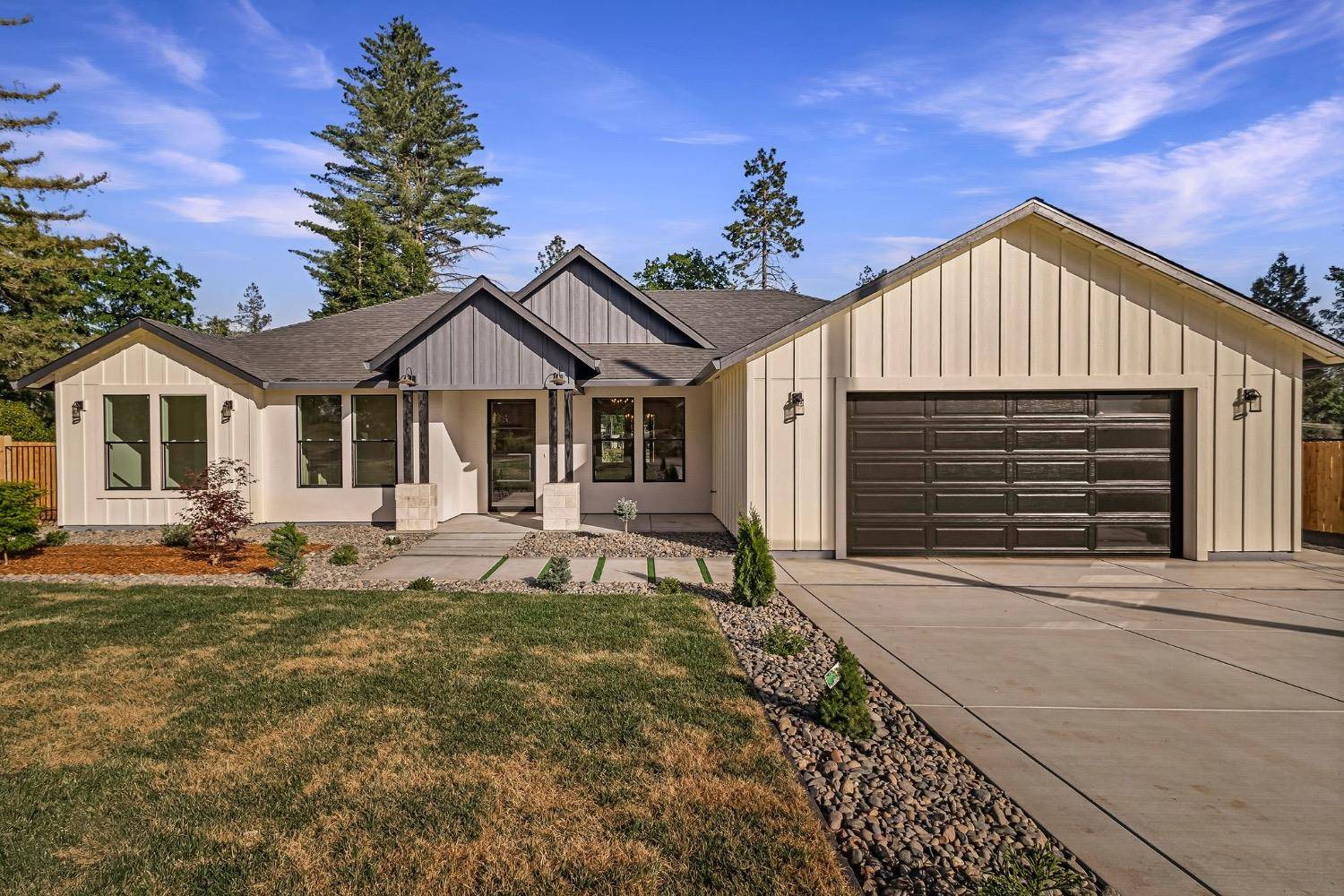 8462 Montna DR, Paradise, CA 95969