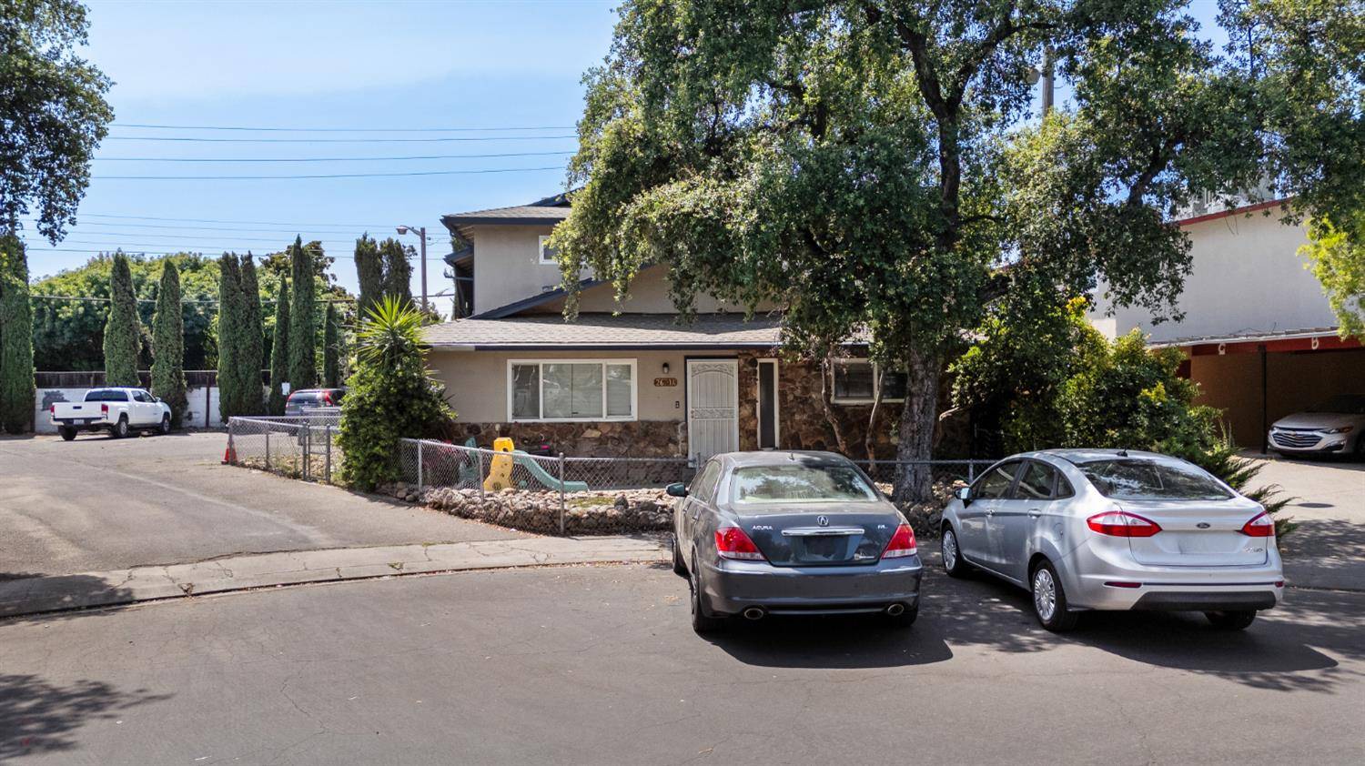 Modesto, CA 95350,2601 Chester DR