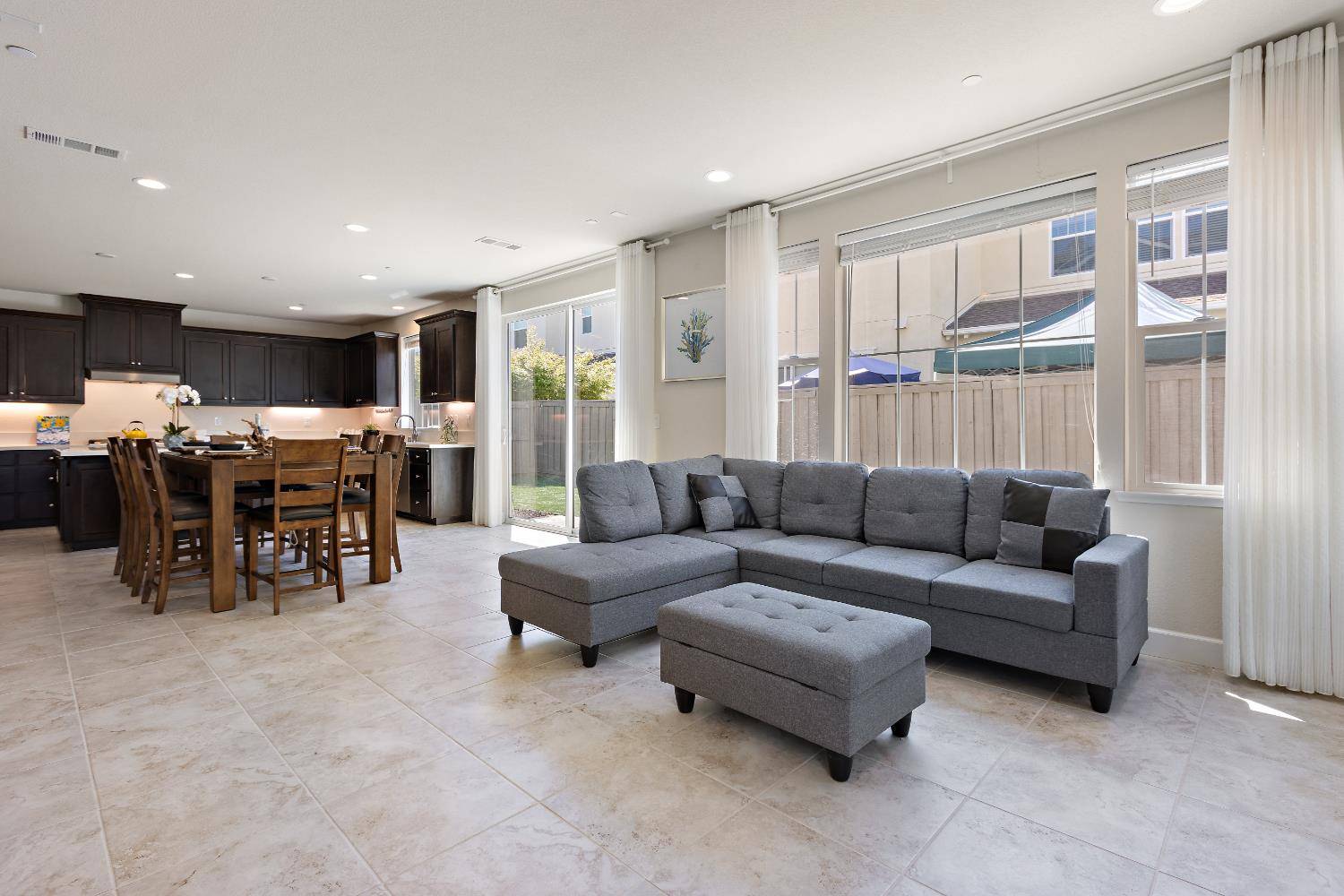 Davis, CA 95616,1010 Forbes LN