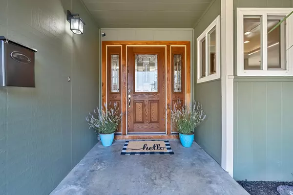 Sacramento, CA 95826,8644 Royalglen Way