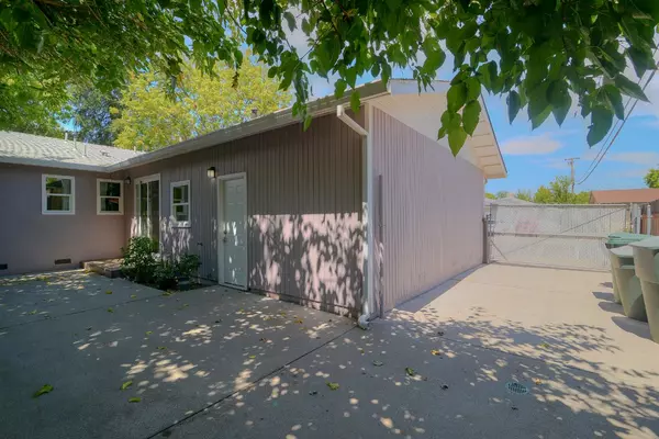 Sacramento, CA 95841,5100 Cherokee WAY