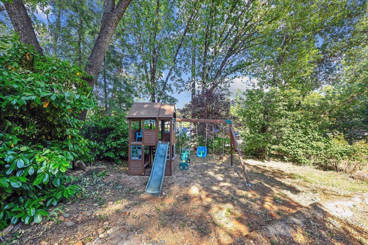 Grass Valley, CA 95949,16883 Scott WAY