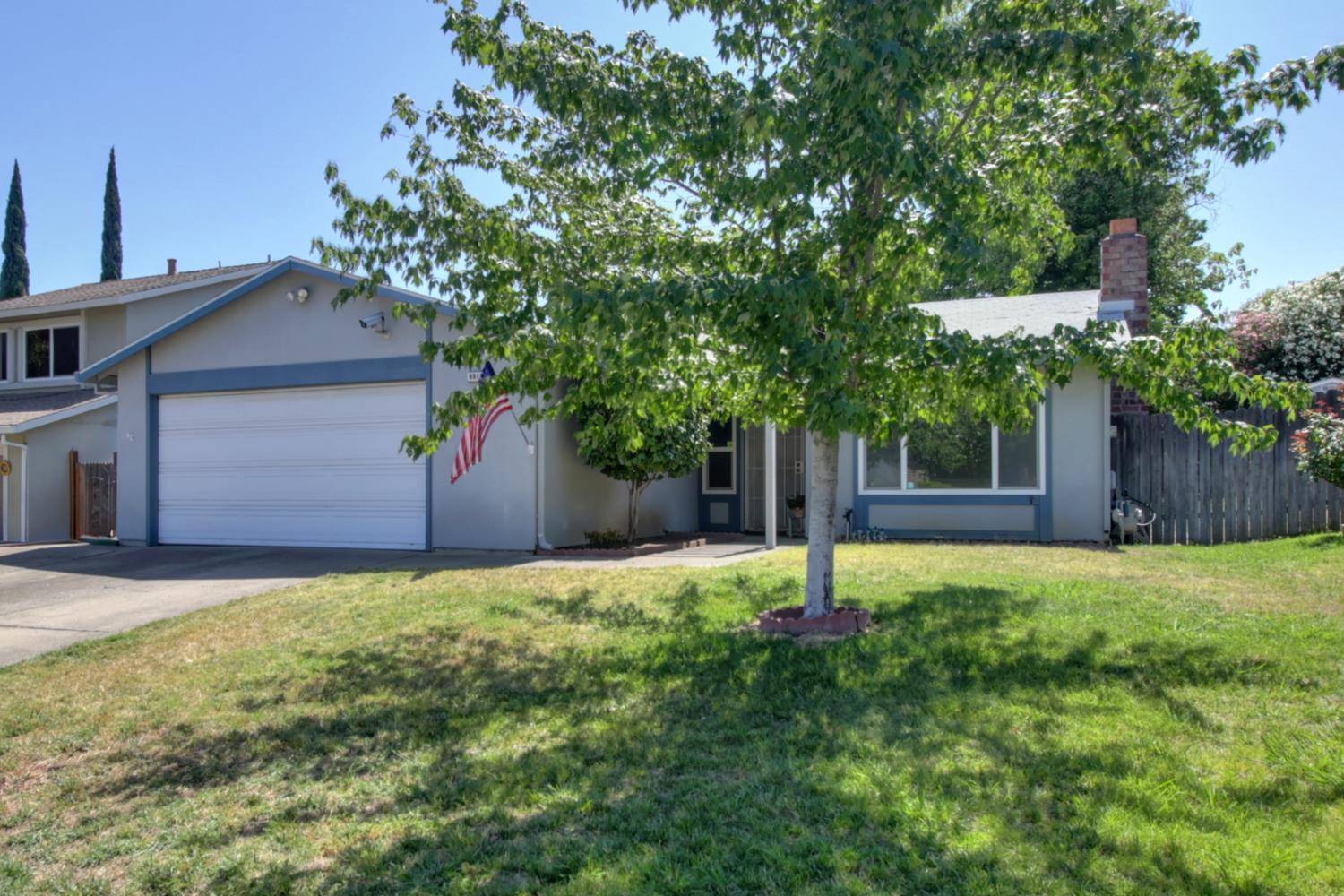 Sacramento, CA 95842,6913 Woodside DR