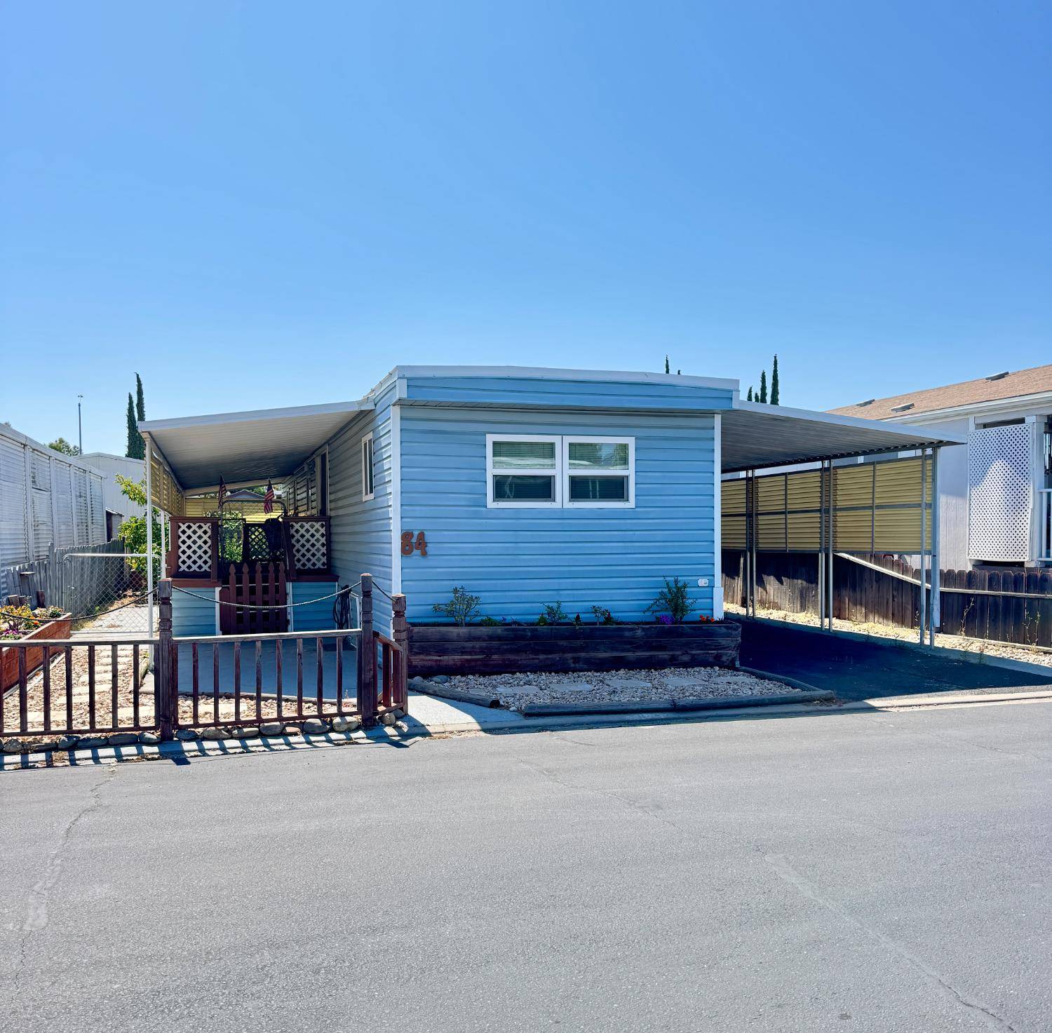 Manteca, CA 95336,1830 E Yosemite Ave #84