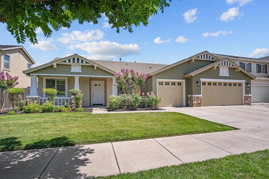 2400 TRAIL WAY, Turlock, CA 95382