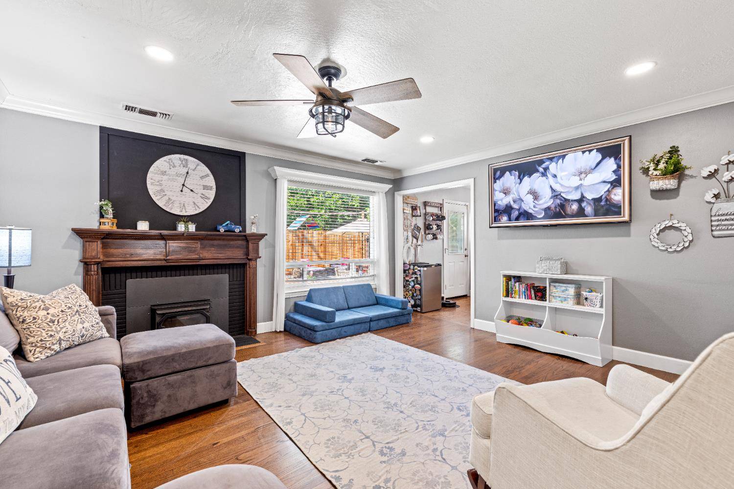 Carmichael, CA 95608,5432 Hesper WAY