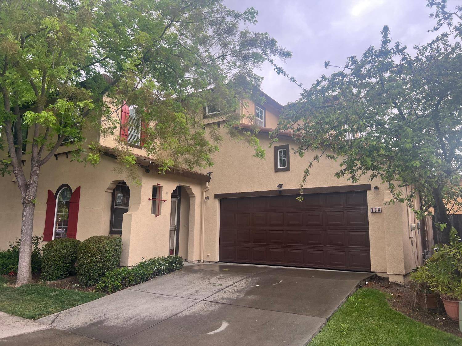 200 Dragonfly CIR, Sacramento, CA 95834