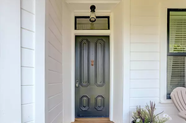 Grass Valley, CA 95945,146 W Empire ST