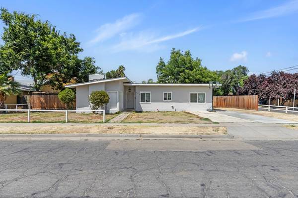 889 E E 23rd street, Merced, CA 95340
