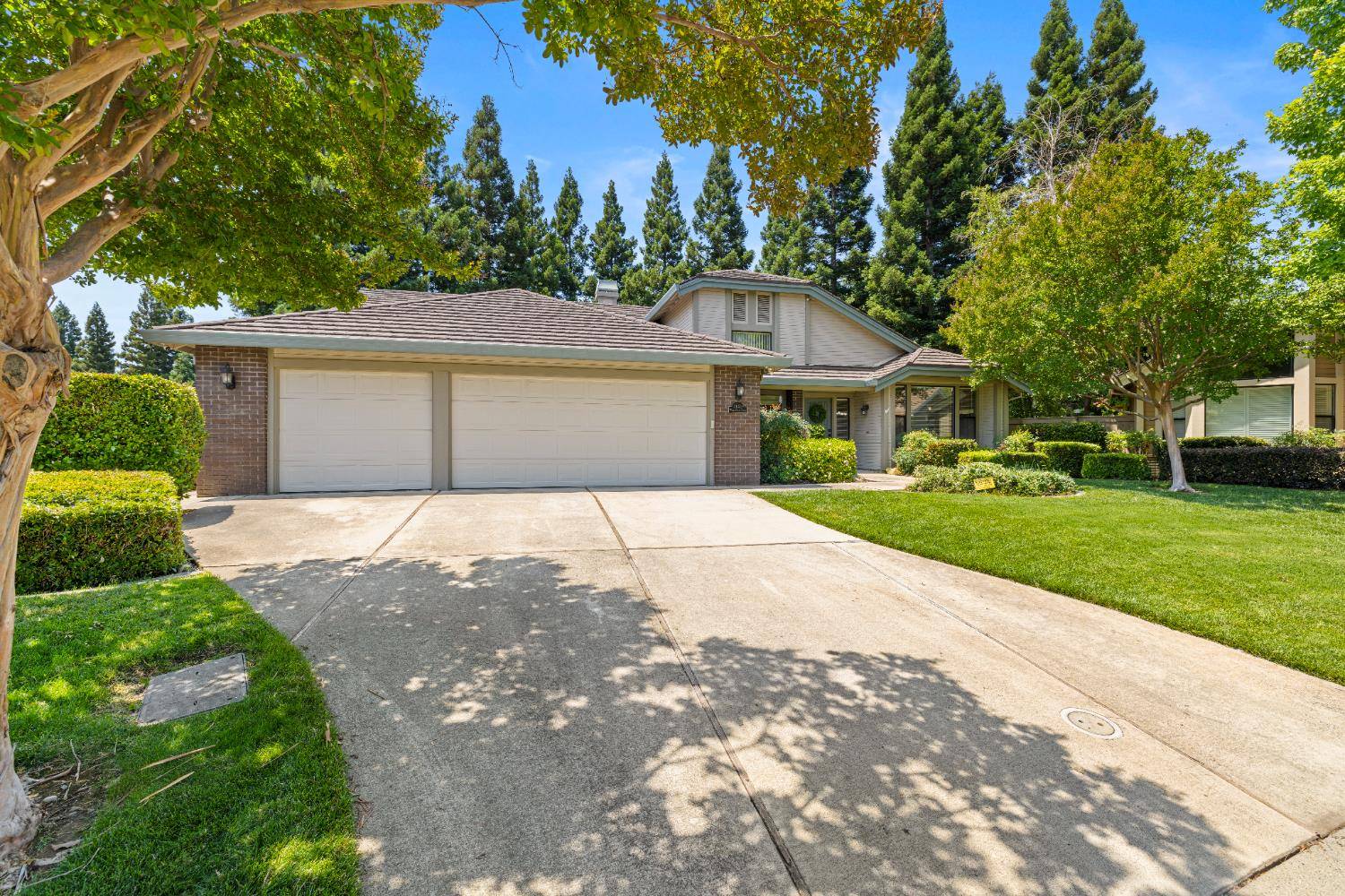 Gold River, CA 95670,2140 Woods Creek CT