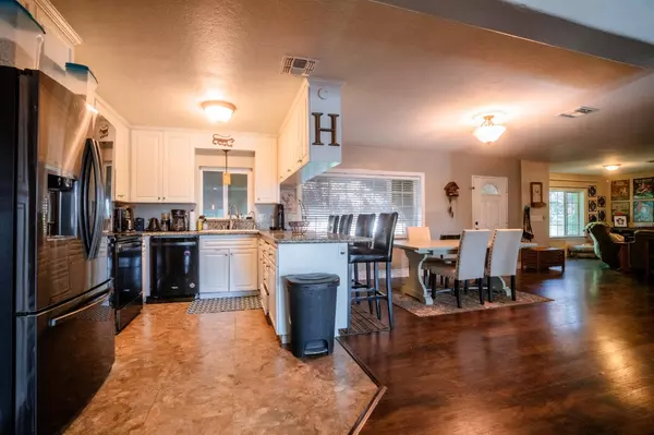 Acampo, CA 95220,25297 N Eunice AVE