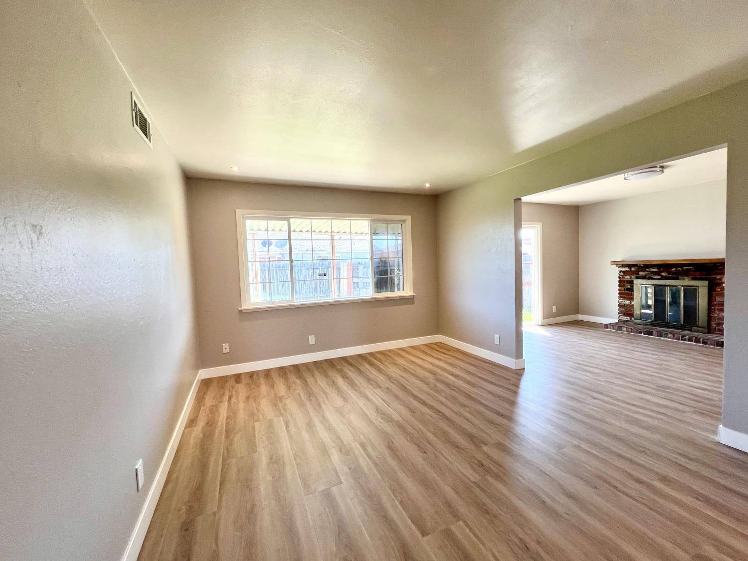 Sacramento, CA 95832,1656 Belt WAY