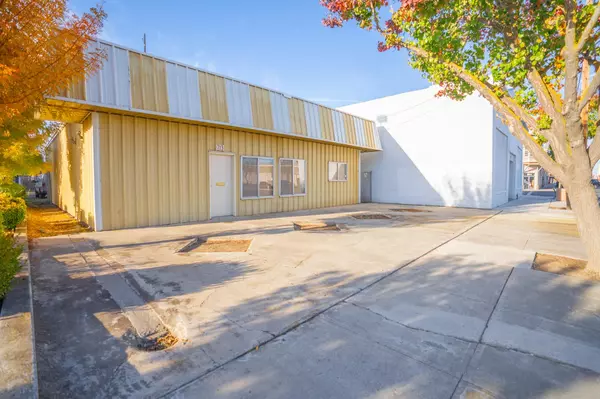 Los Banos, CA 93635,713 I ST