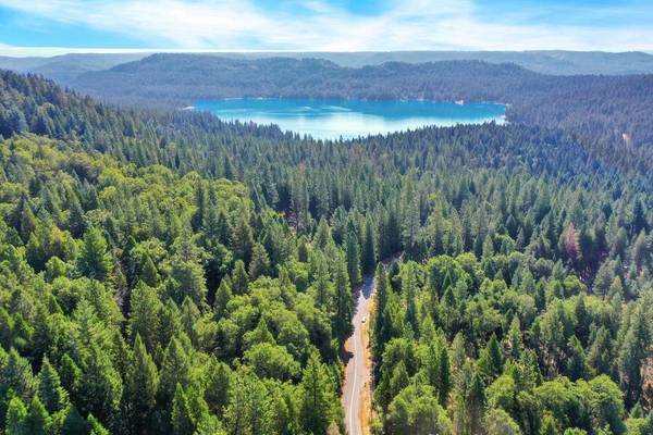 21678 Scotts Flat RD, Nevada City, CA 95959