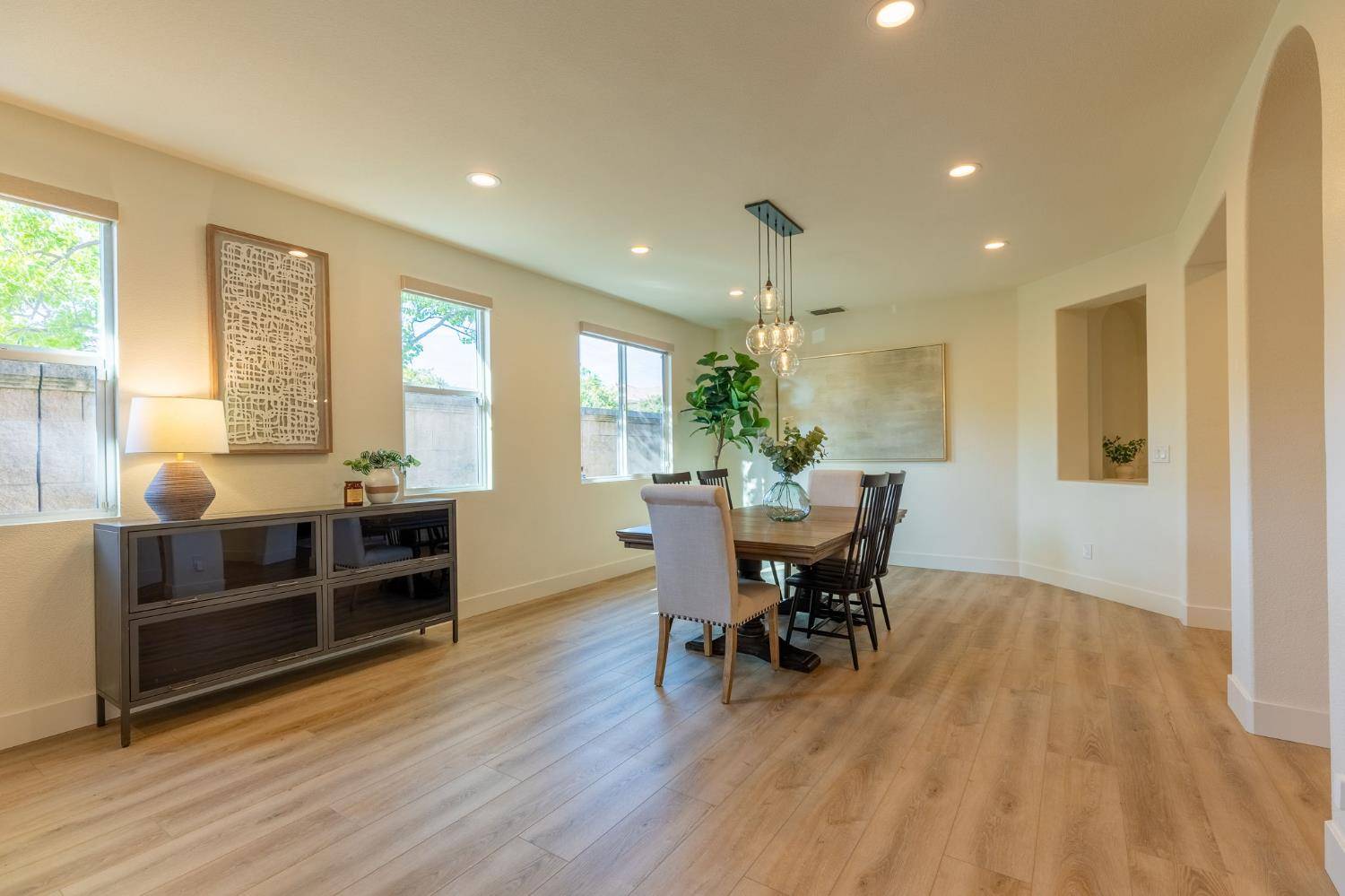 Folsom, CA 95630,1240 Souza WAY