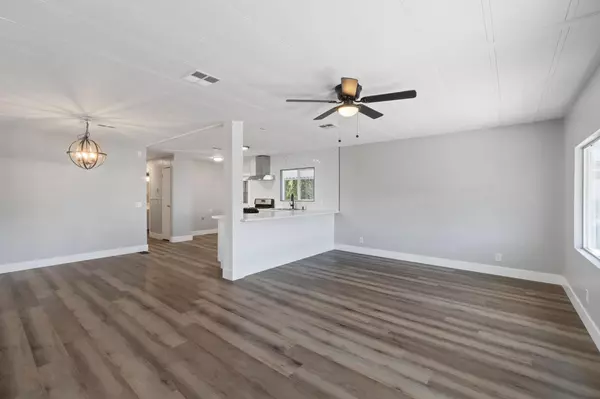 Madera, CA 93638,1218 E Cleveland #153