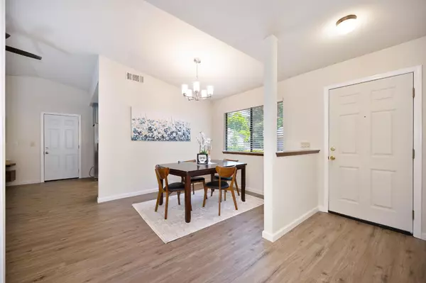 Loomis, CA 95650,4042 Quarry CT