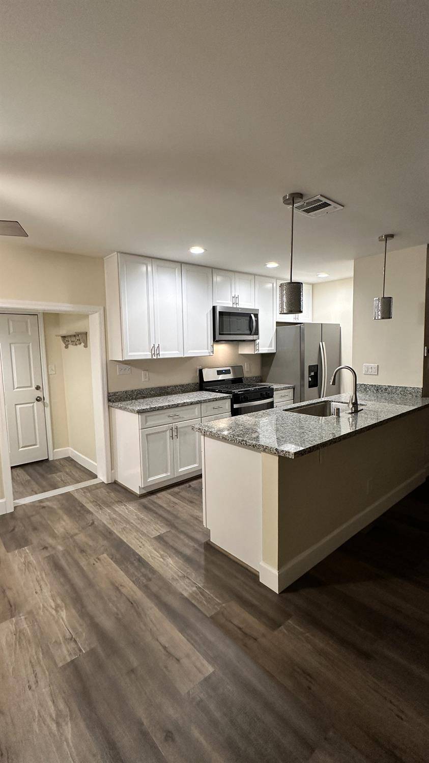 4412 Greenholme DR #3, Sacramento, CA 95842