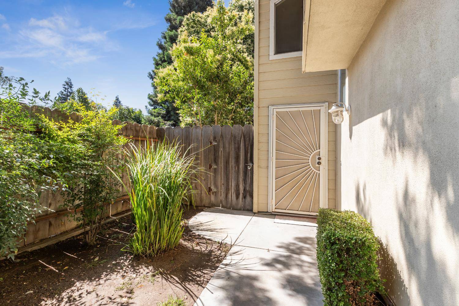 Ripon, CA 95366,340 Gilbert DR
