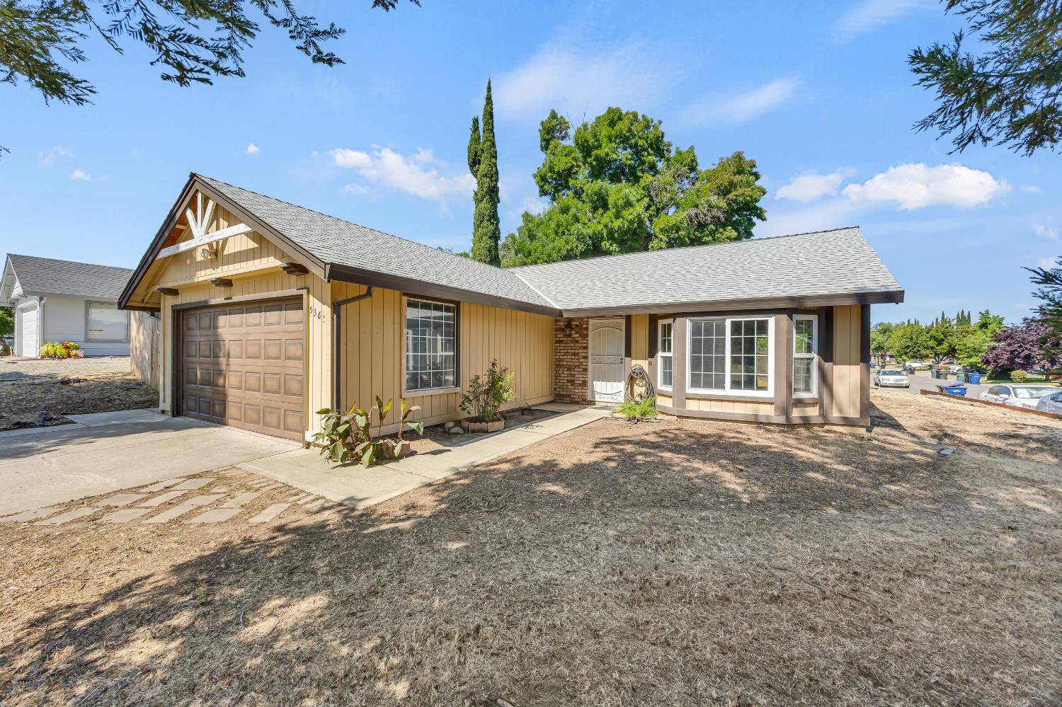 Antelope, CA 95843,5365 Vichy CIR