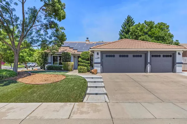 349 Twin Rivers DR, Yuba City, CA 95991