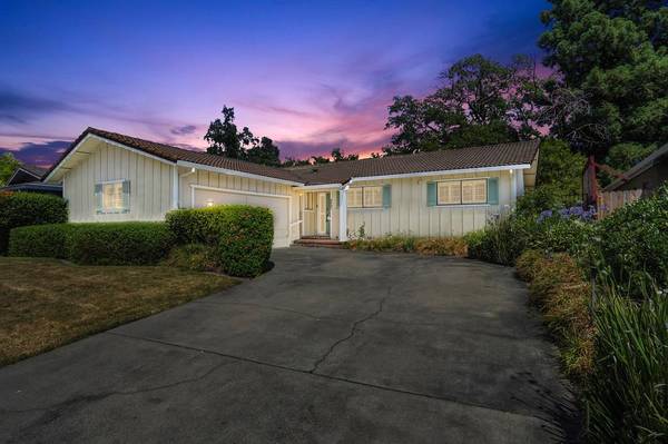 5621 White Fir WAY, Sacramento, CA 95841