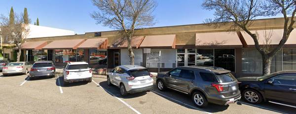 145 N 2nd AVE, Oakdale, CA 95361