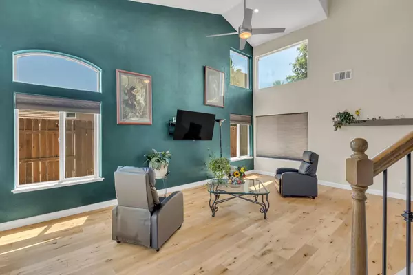 West Sacramento, CA 95691,2893 Pitzer CIR