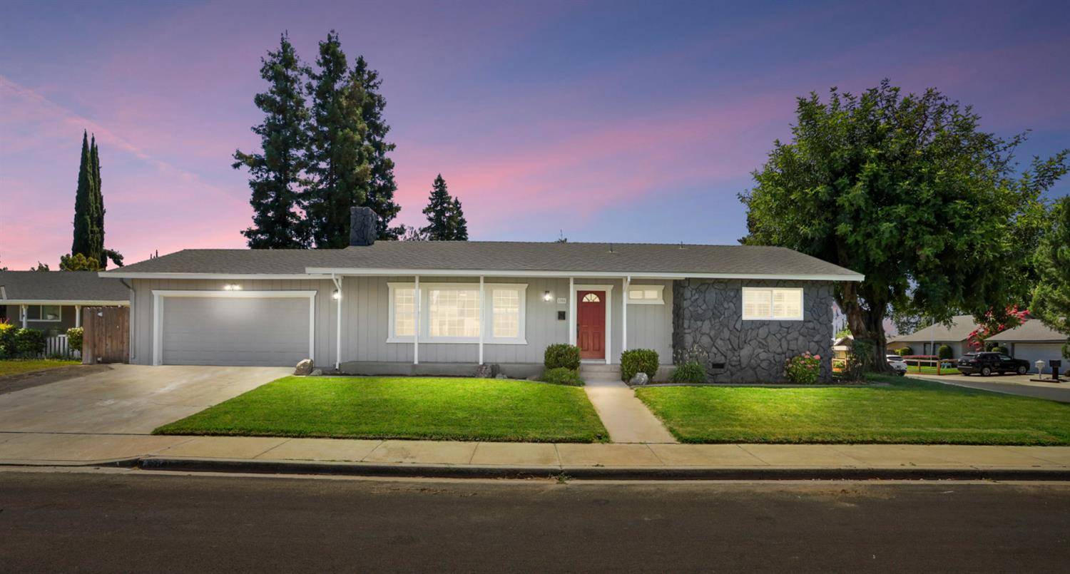 Oakdale, CA 95361,1056 Maria DR