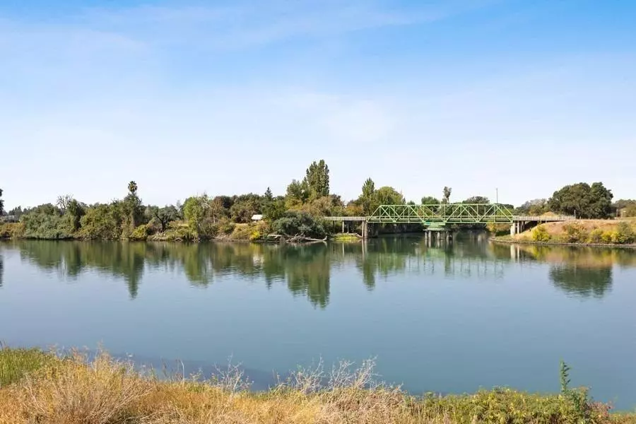 Courtland, CA 95615,11864 Washington AVE