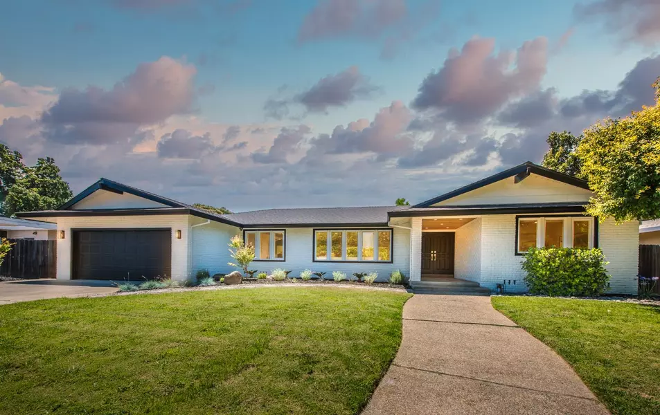 2812 American River DR, Sacramento, CA 95864