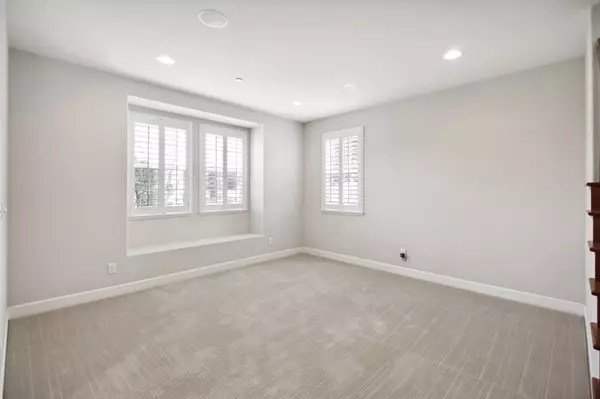 Woodland, CA 95776,1913 Campos AVE