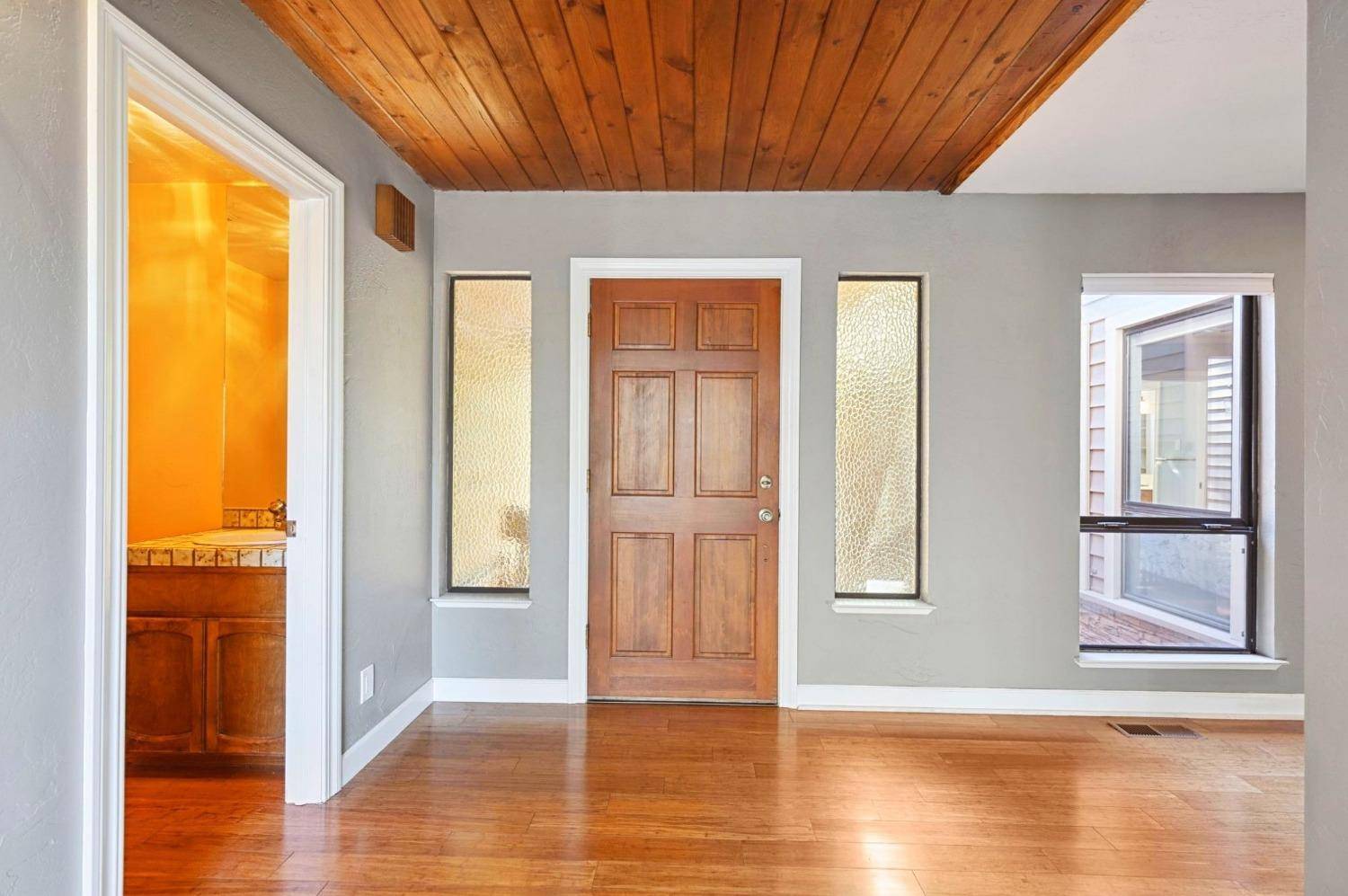Cool, CA 95614,1942 Blue Bell CT