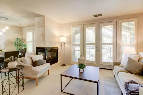 Gold River, CA 95670,11281 Stanford Court LN #609