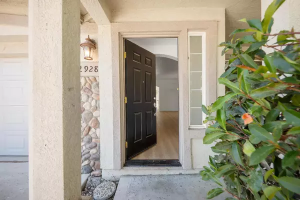 Sacramento, CA 95835,2928 Maybrook DR