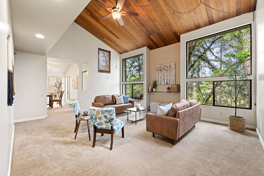 15214 Pammy WAY, Grass Valley, CA 95949