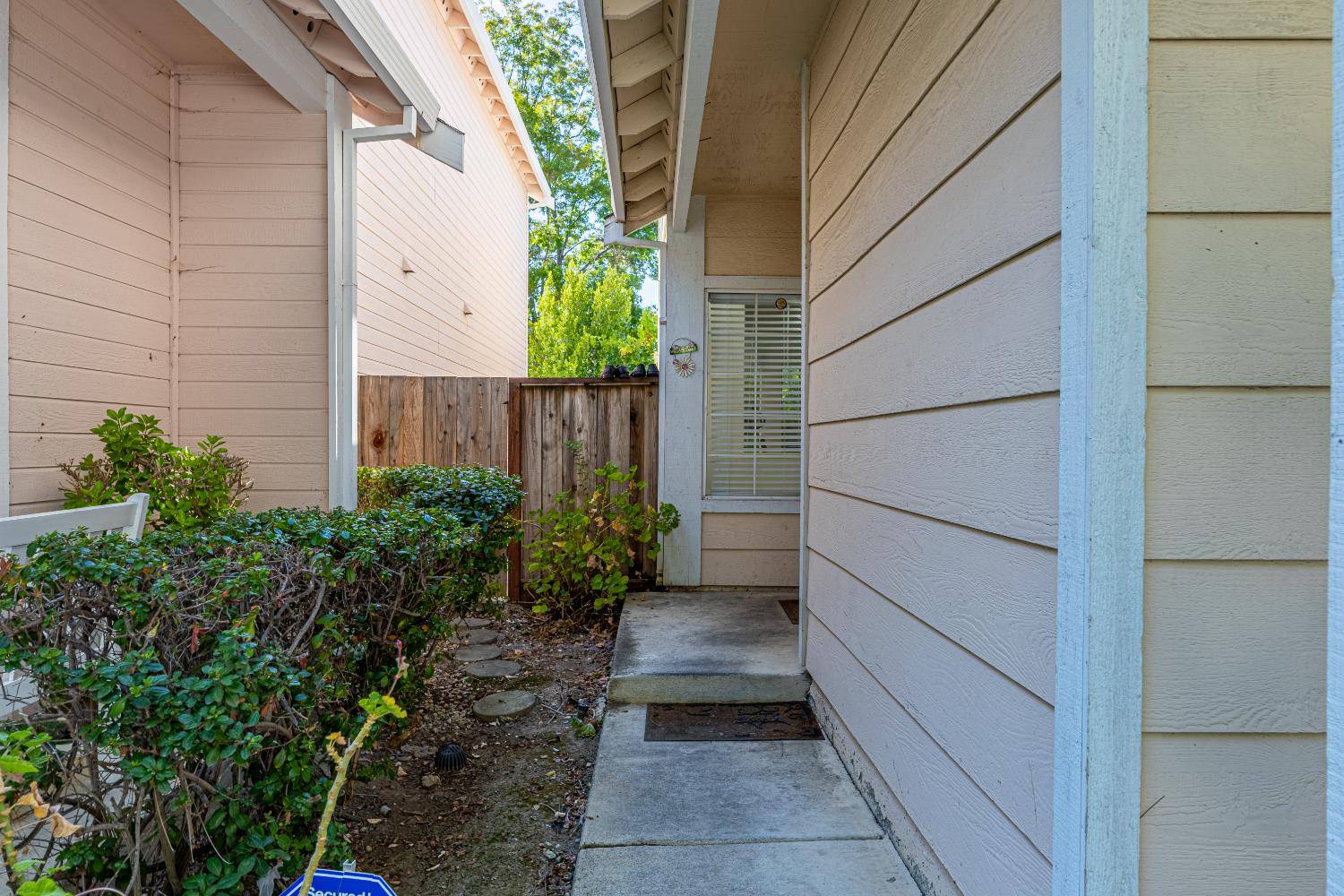 Newark, CA 94560,39965 Potrero DR
