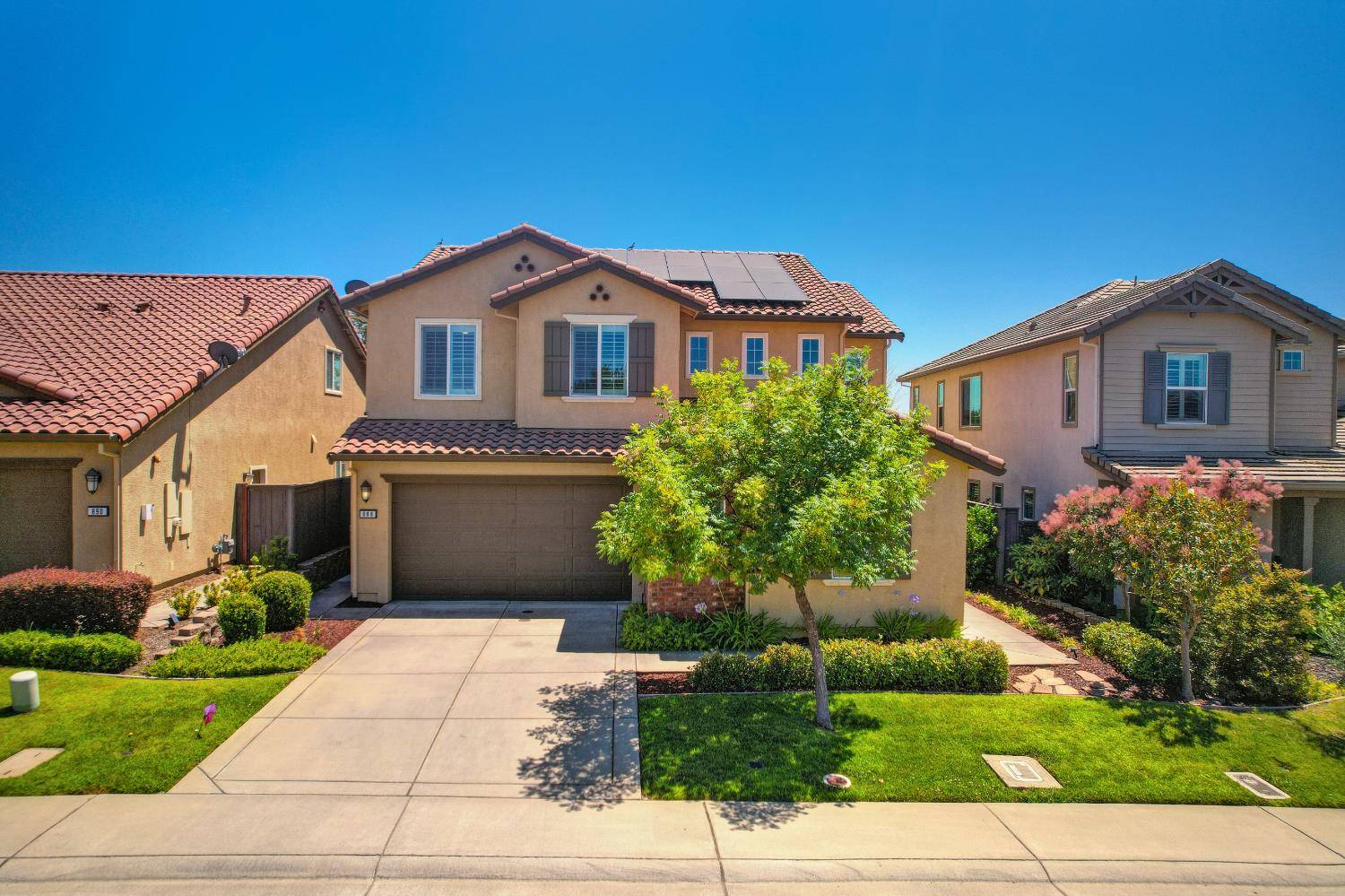 888 Calico DR, Rocklin, CA 95765