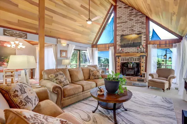 Penn Valley, CA 95946,11344 Sandpiper WAY