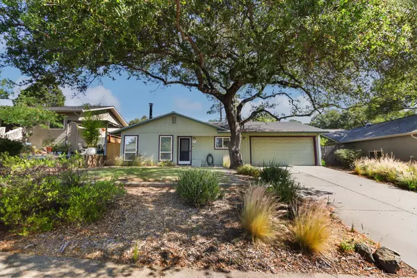 12925 Mott CT, Auburn, CA 95603
