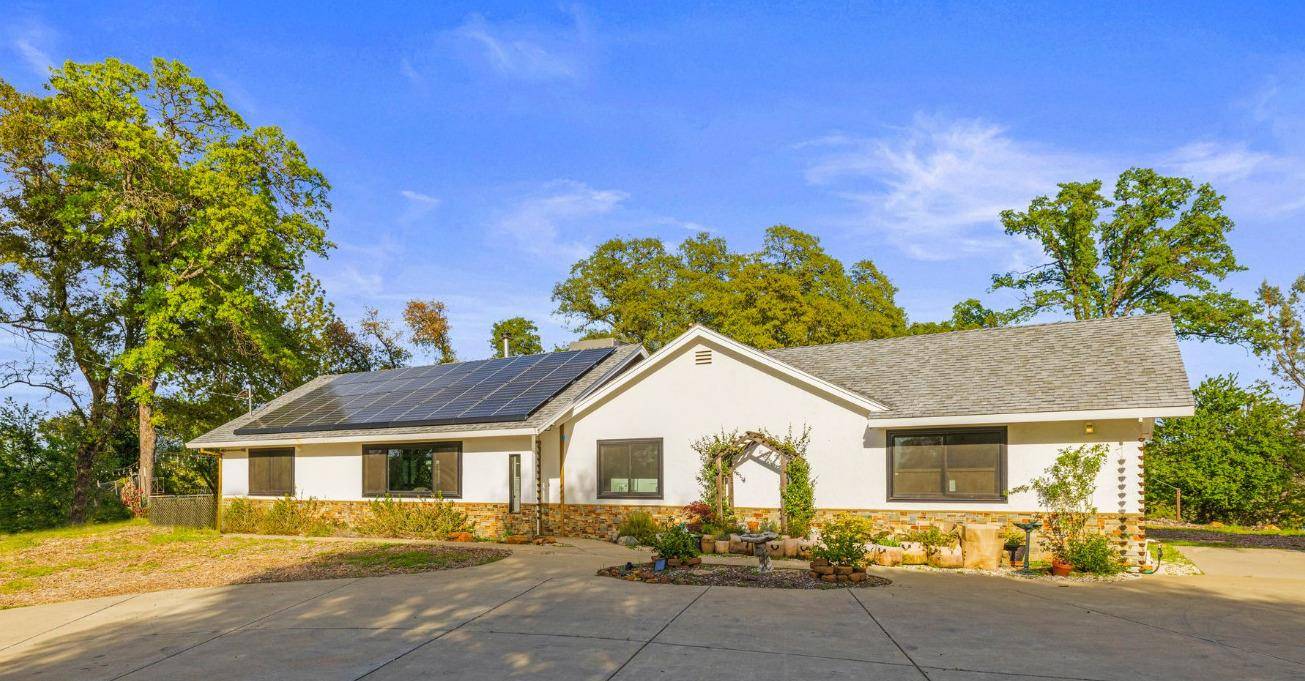 11970 Lorenson RD, Auburn, CA 95602