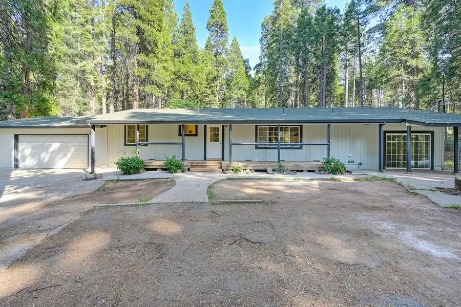 28590 Fuentes DR, Pioneer, CA 95666