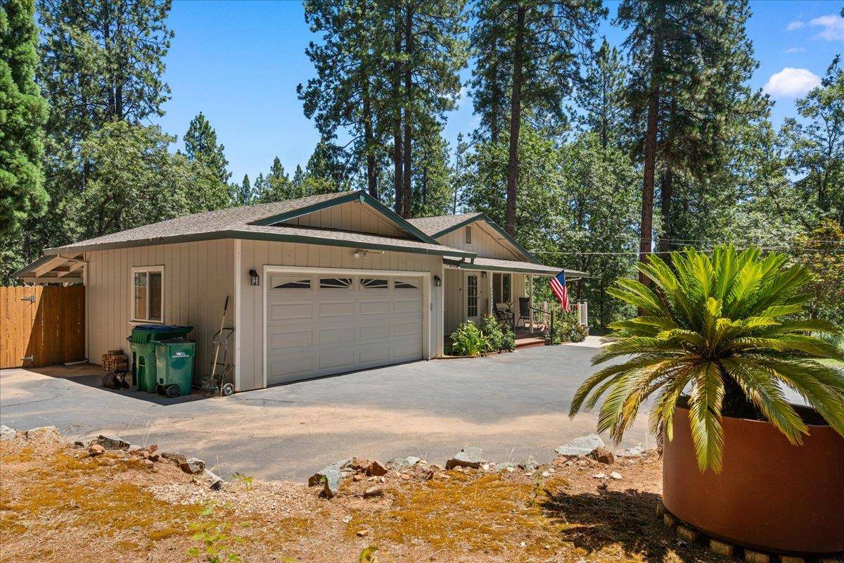 Grass Valley, CA 95949,14998 Sky Pines RD