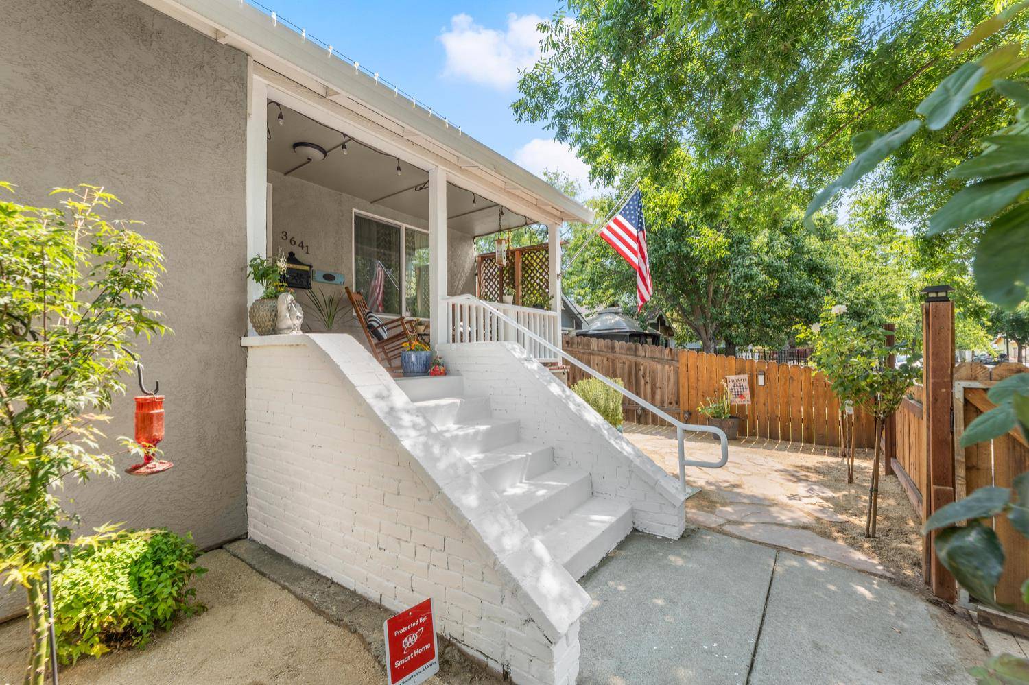Sacramento, CA 95817,3641 5th AVE