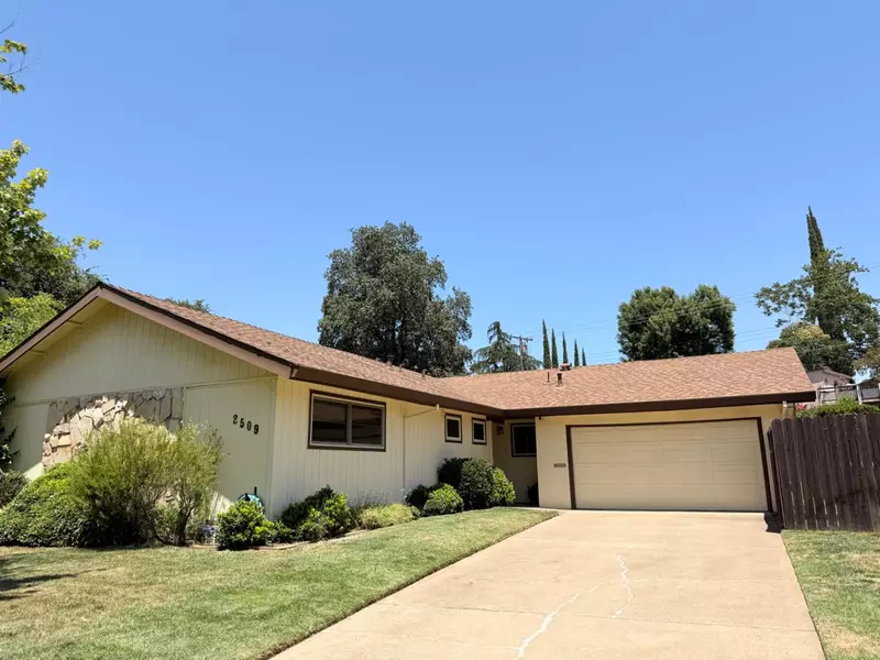 2509 La Cumbra Circle, Rancho Cordova, CA 95670